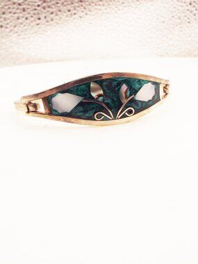 VINTAGE MEXICO ALPACA GREEN STONE MOP FLORETTES INLAY HINGED BRACELET L